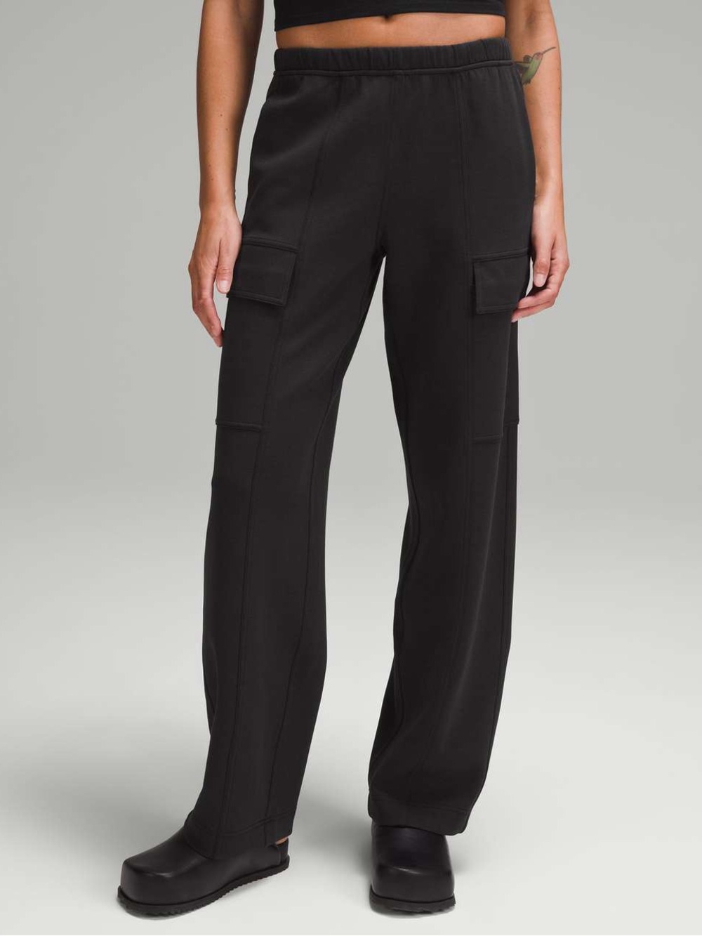 Lululemon Cotton-Blend Double-Knit Mid-Rise Cargo Pant Black Size 4